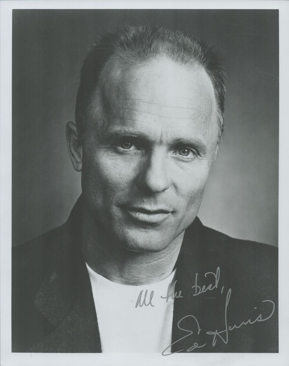 Lot 307: Ed Harris signed black & white photo 10x8...