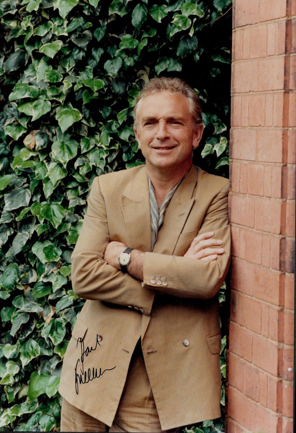Lot 492: Paul Freeman signed colour photo 10x7 Inch. Is...