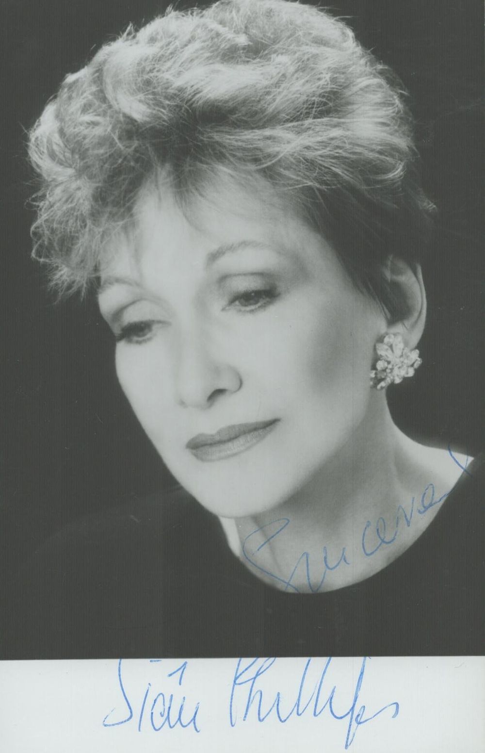 Lot 494: Dame Siân Phillips, DBE signed black & white...