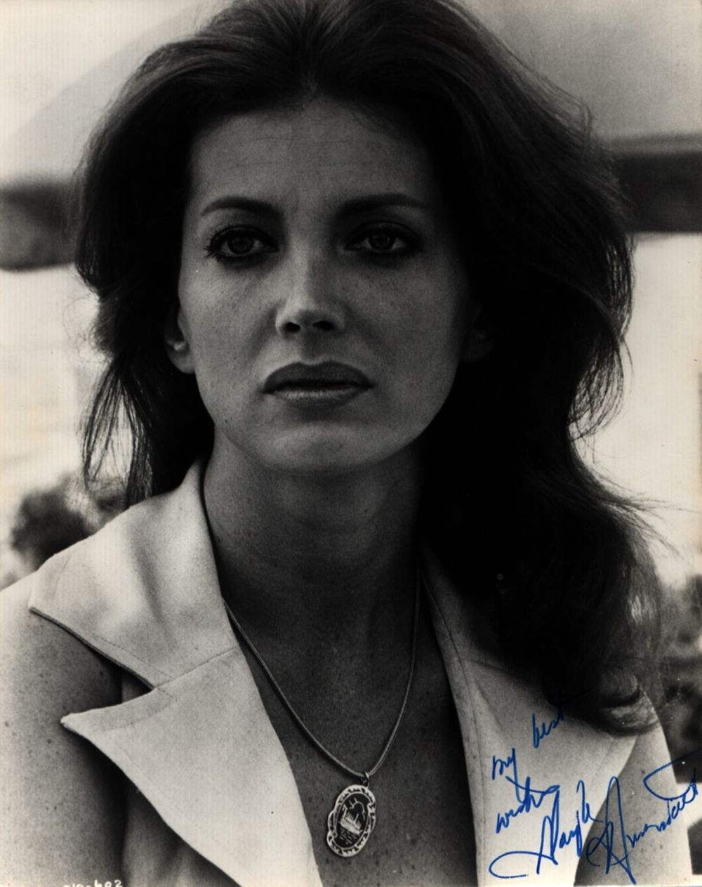 Lot 648: Gayle Hunnicutt (1943-2023), American actress. A signed 10x8...