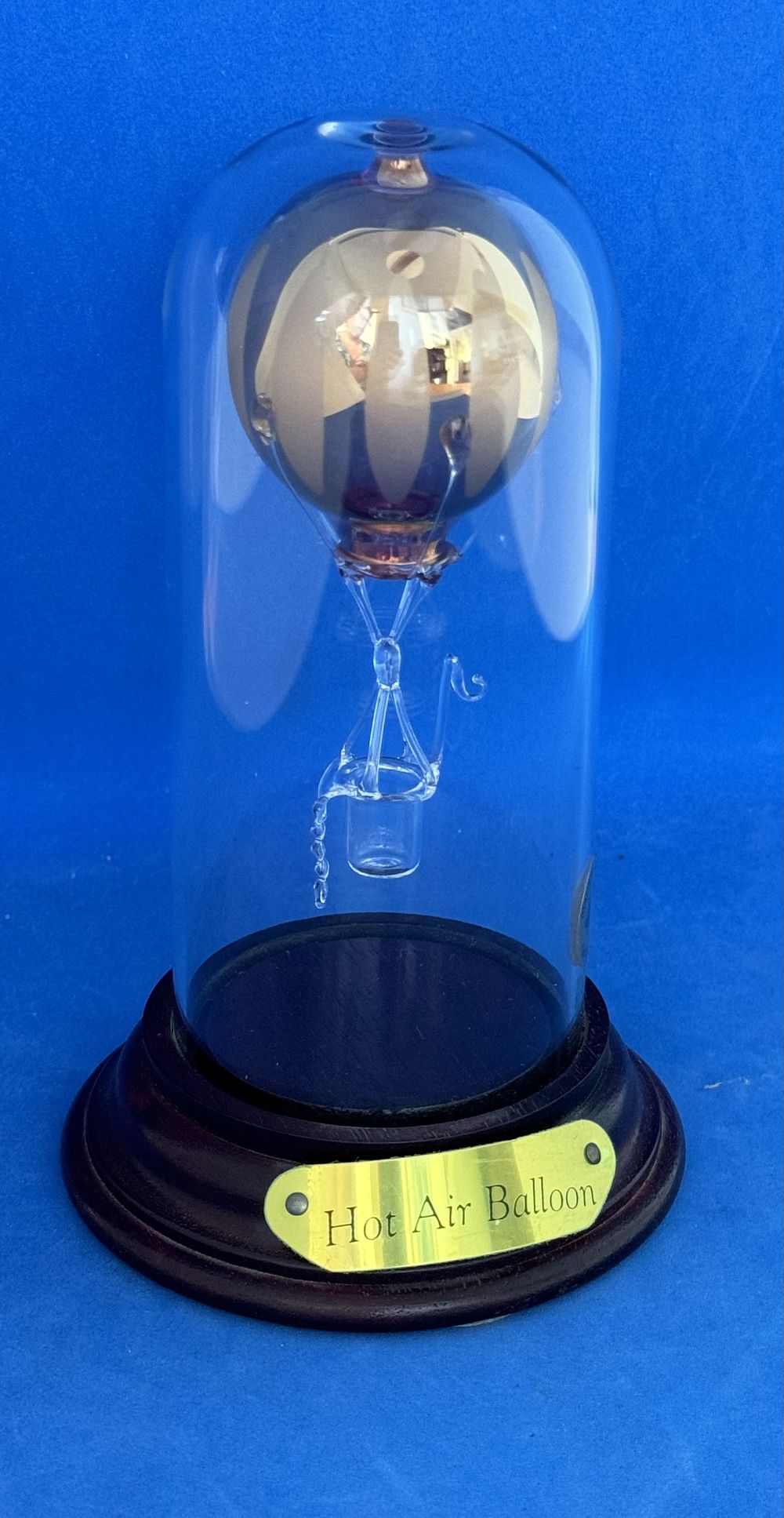 Lot 656: Hot Air Balloon Mayflower Glass The Mayflower Collection...