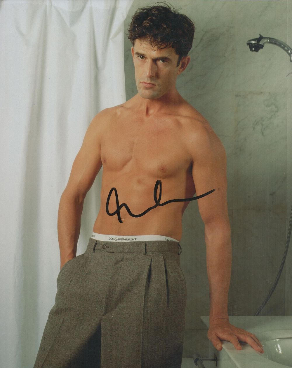Lot 435: Rupert Everett signed 10x8 inch colour photo. Good...