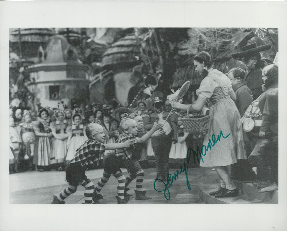 Lot 446: Jerry Maren signed 10x8 inch Wizard of Oz...