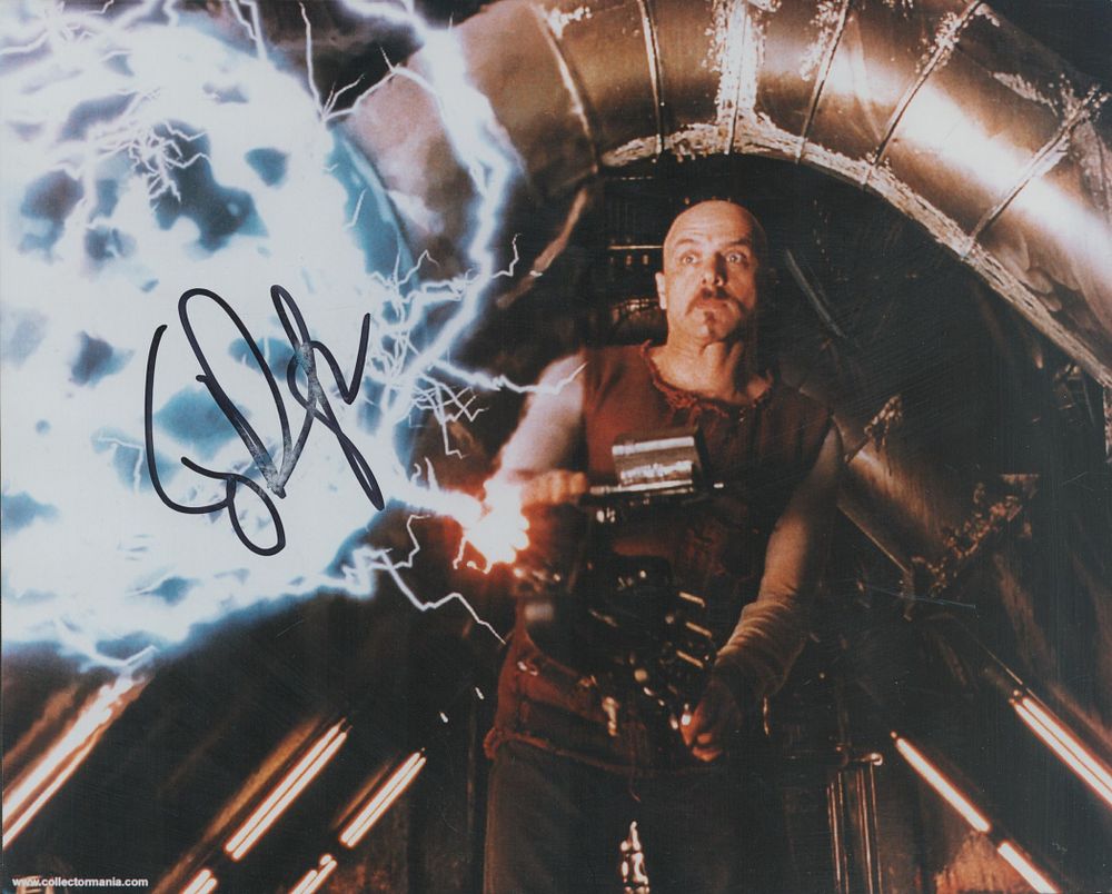 Lot 483: Joe Pantoliano signed 10x8 inch colour photo. Good...