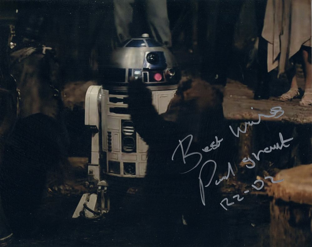 Lot 510: Star Wars, 8x10 colour movie scene photo signed...