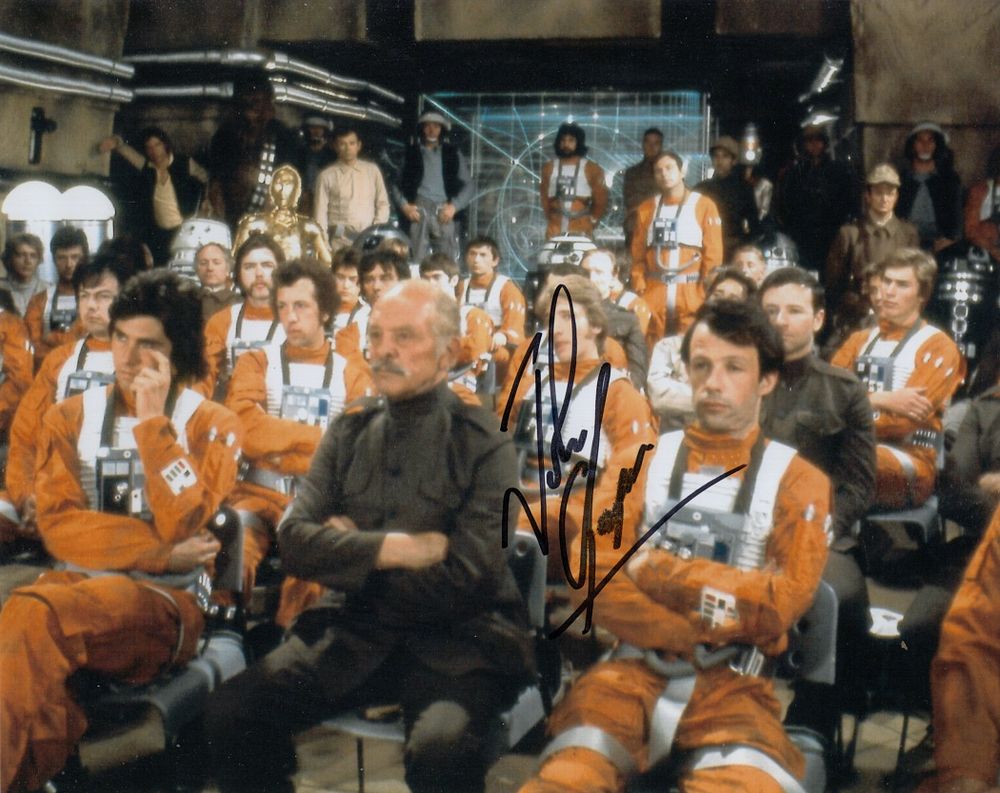 Lot 515: Star Wars Episode IV A New Hope 8x10...