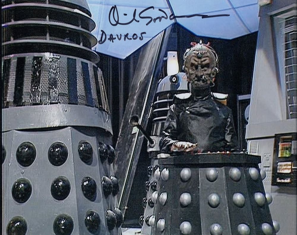 Lot 537: Doctor Who 8x10 inch colour photo signed by...