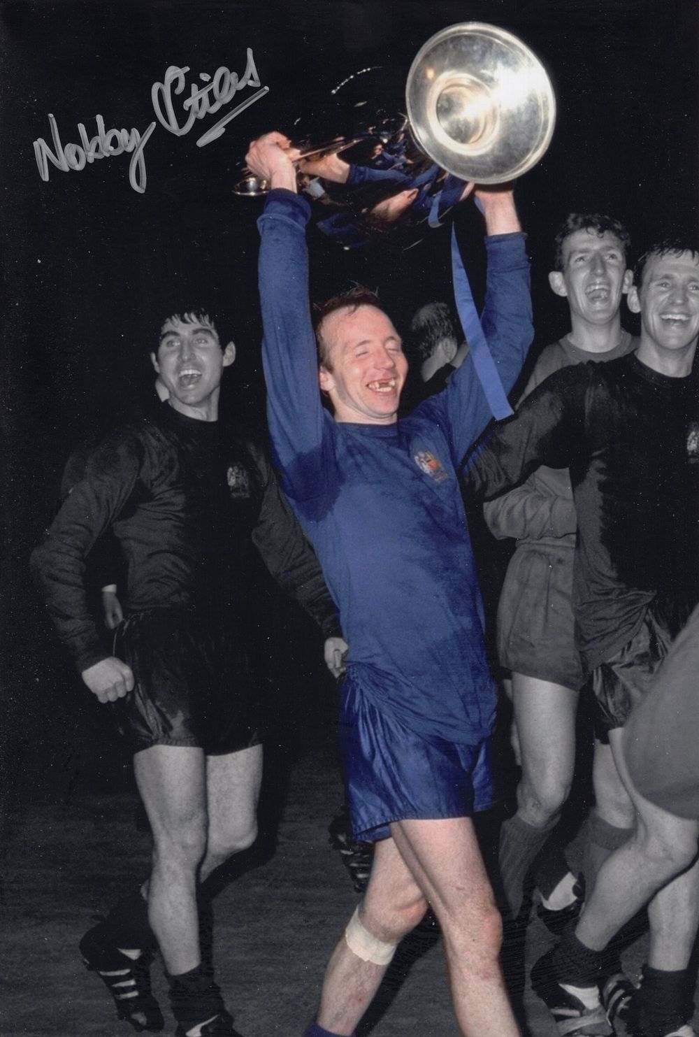 Lot 573: Manchester United and 1966 World Cup winning legend...