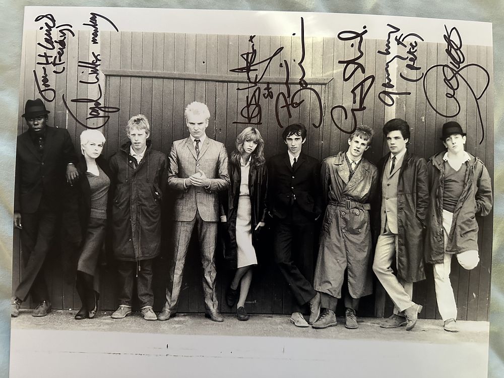 Lot 599: Quadrophenia BandW 14x11 inch photo signed by SEVEM...
