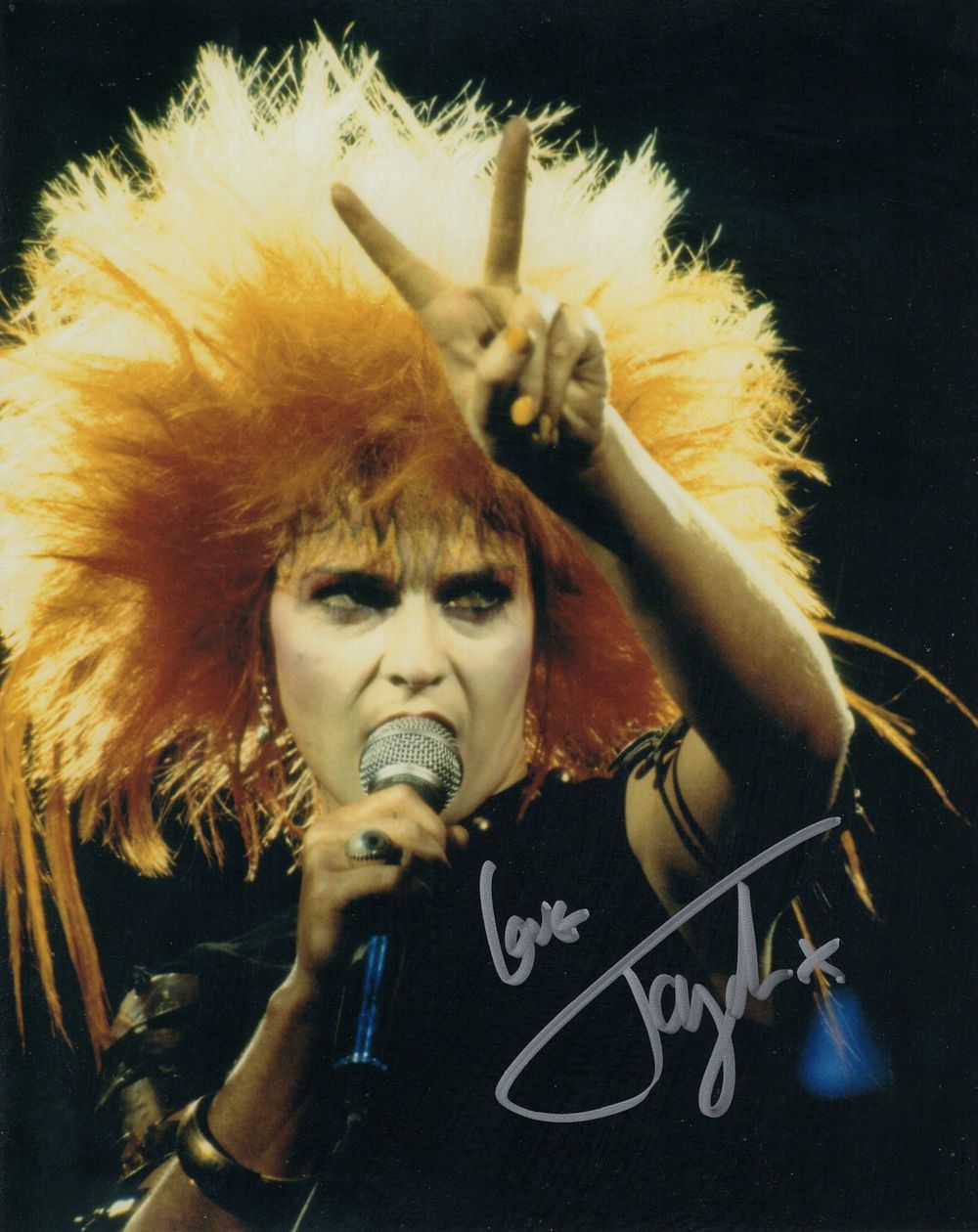 Lot 607: Toyah, iconic pop and punk rock star and...