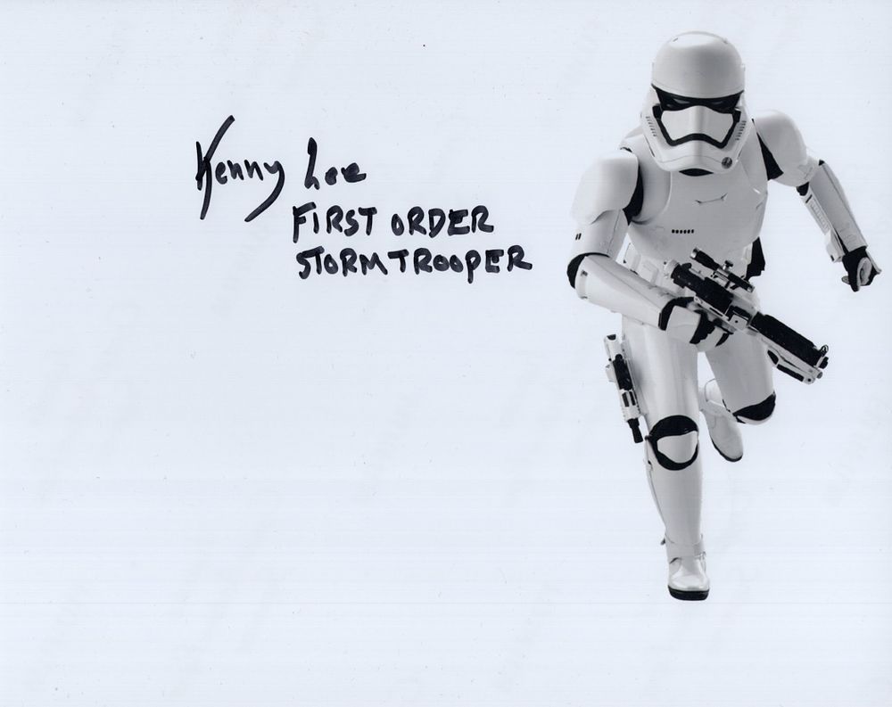 Lot 656: Star Wars BandW 8x10 photo signed by First...