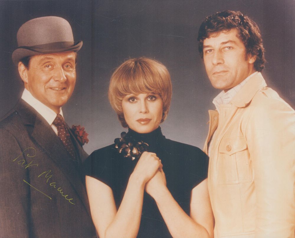 Lot 140: Patrick Macnee signed 10x8inch colour Avengers photo. Good...