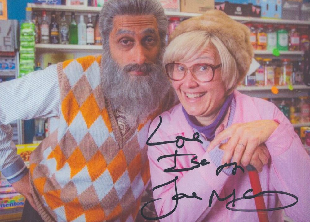 Lot 200: Jane McCarry signed 7x5inch colour photo. Good condition....