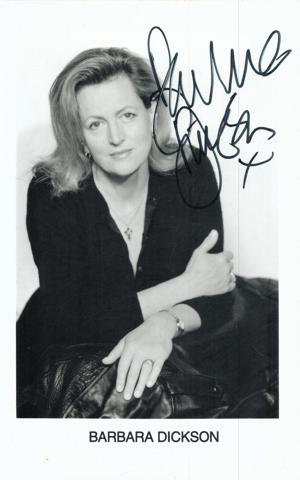 Lot 209: Barbara Dickson signed 6x4inch black and white photo....