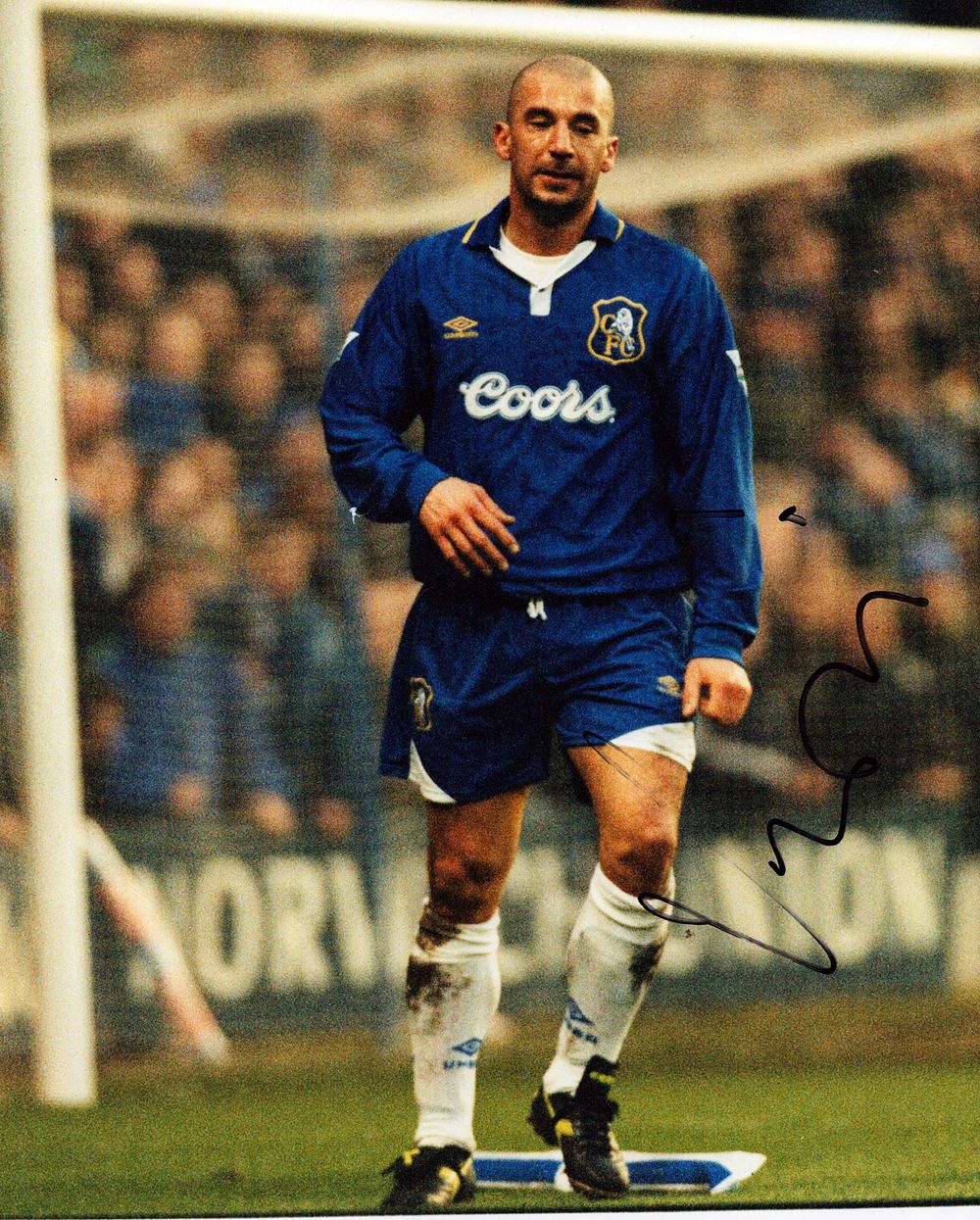 Lot 719: Gianluca Vialli Signed Chelsea 8x10 Photo. Good condition....