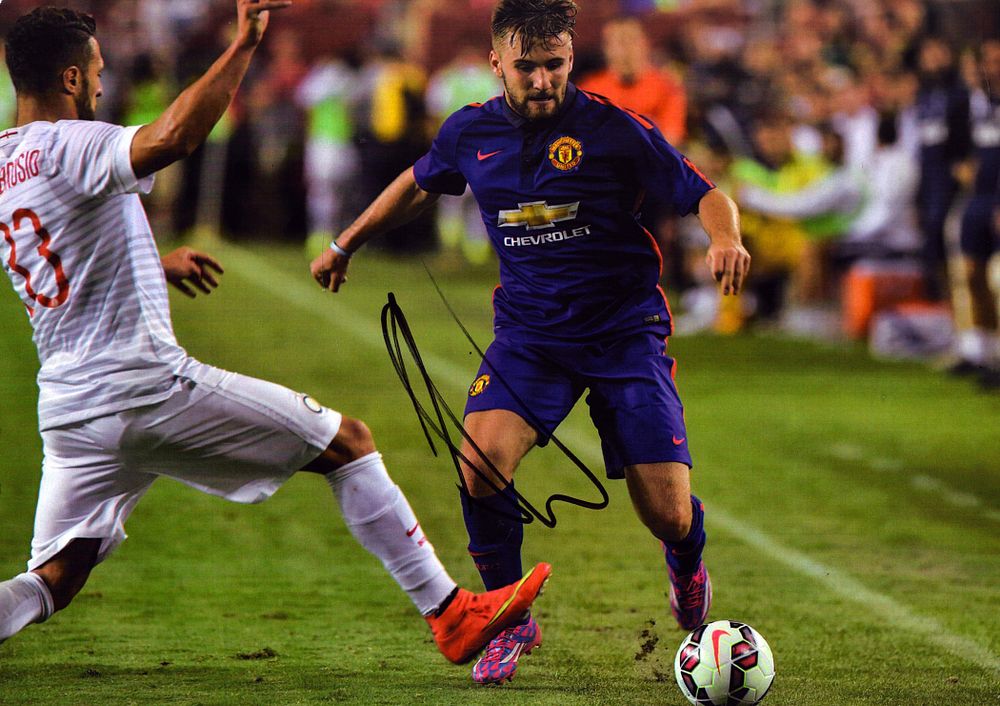 Lot 722: Luke Shaw Signed Manchester United 8x12 Photo. Good...