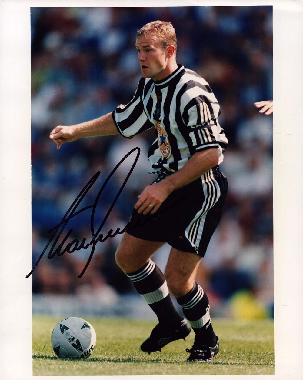 Lot 724: Alan Shearer Signed Newcastle United 8x10 Press Photo....