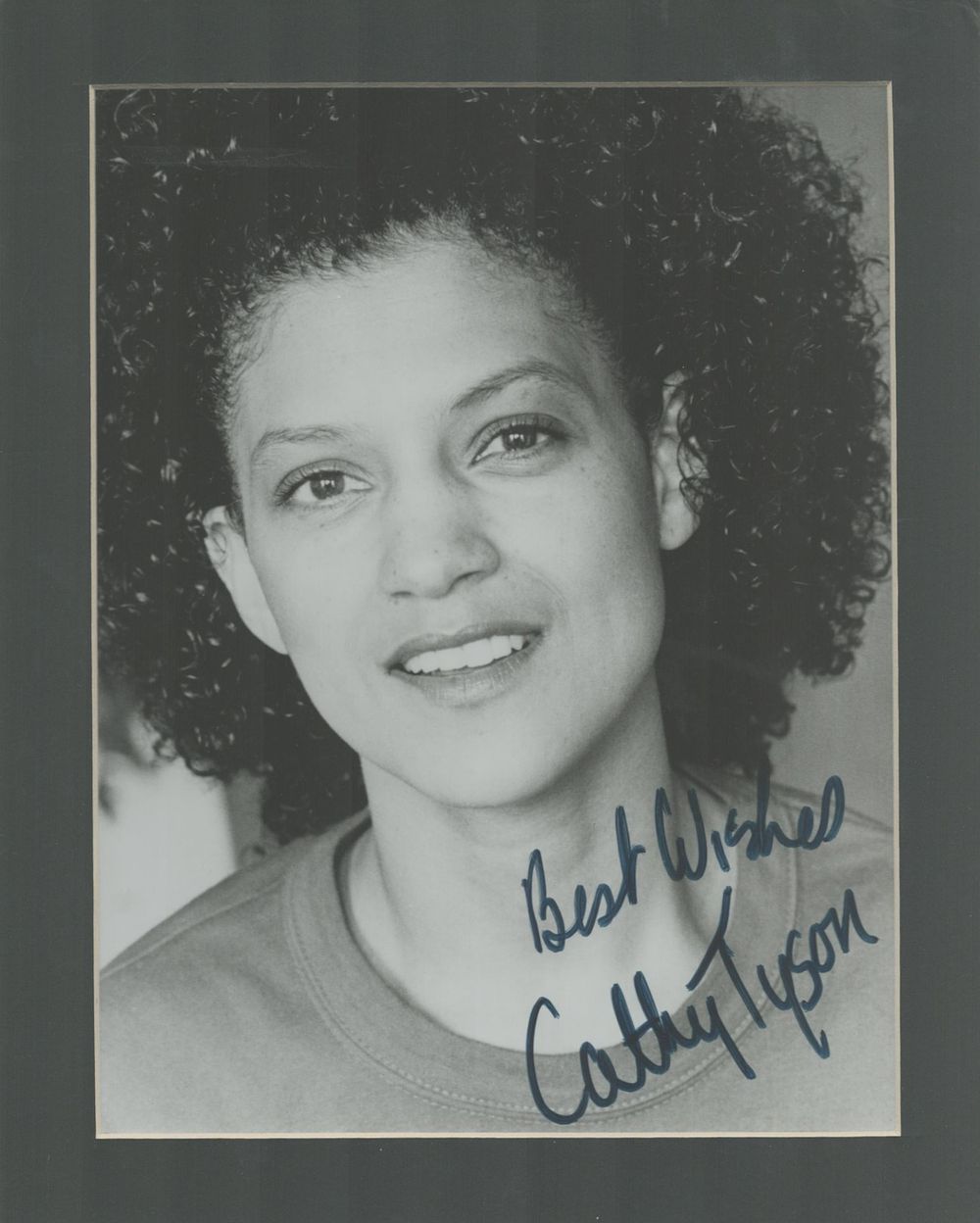 Lot 43: Carole Lesley signed small signature piece mounted Approx...