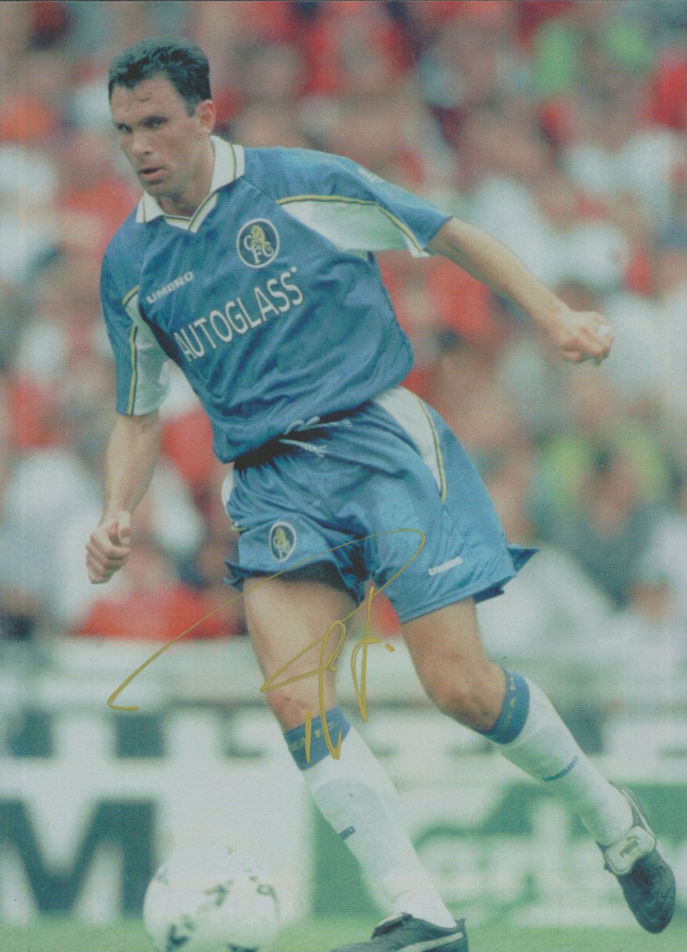 Lot 53: Gustavo Poyet signed colour photo 11x8 Inch Is...