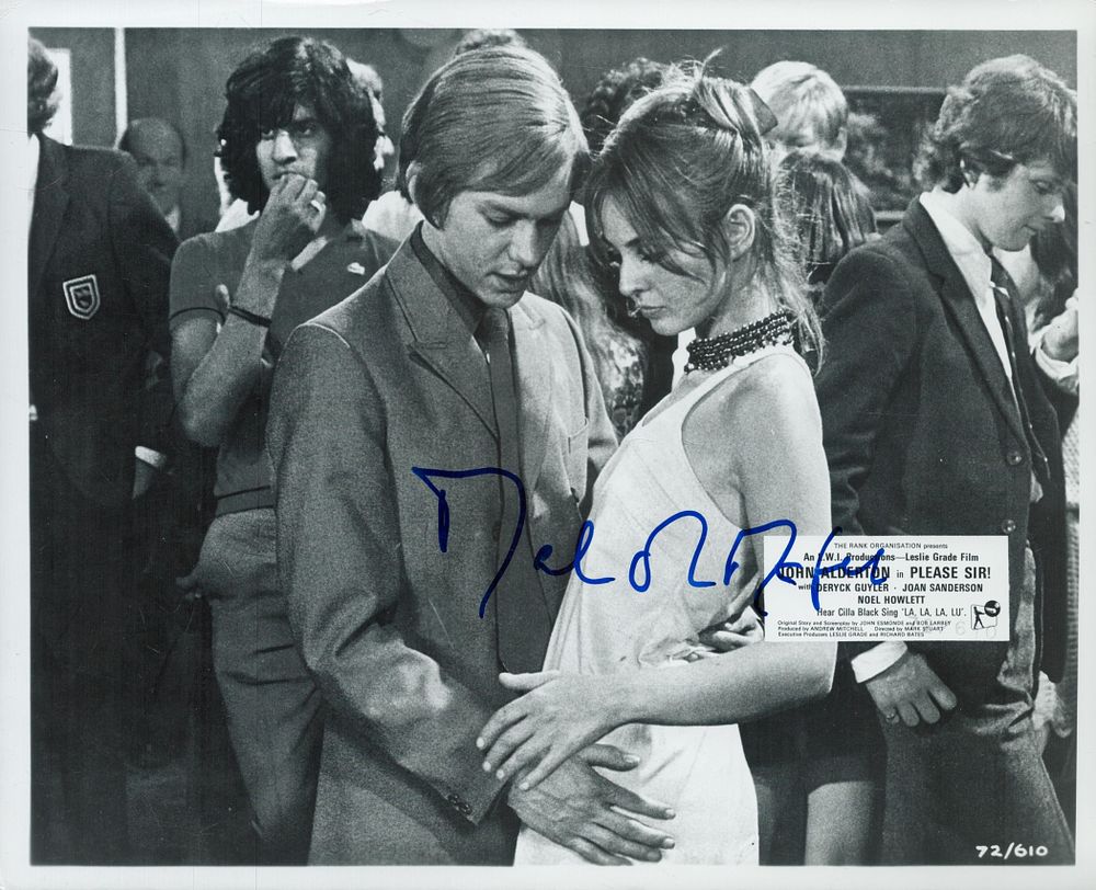 Lot 84: Malcolm McFee (1949-2001), actor A signed 10x8 inch...