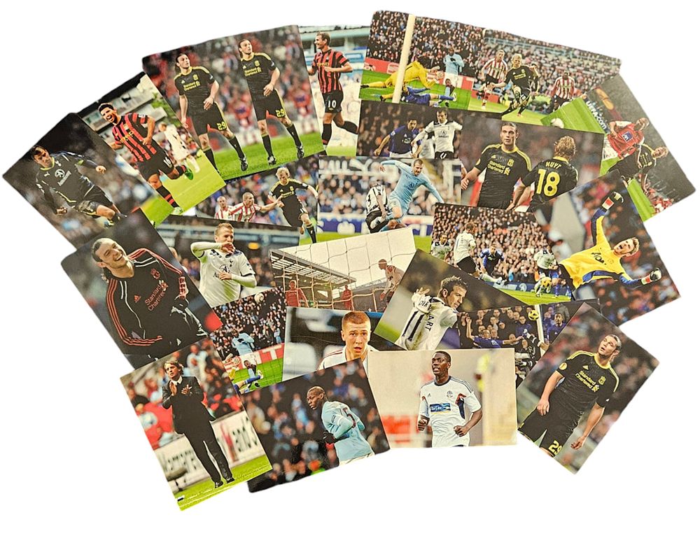 Lot 119: Football Collection of 25, various teams such as...