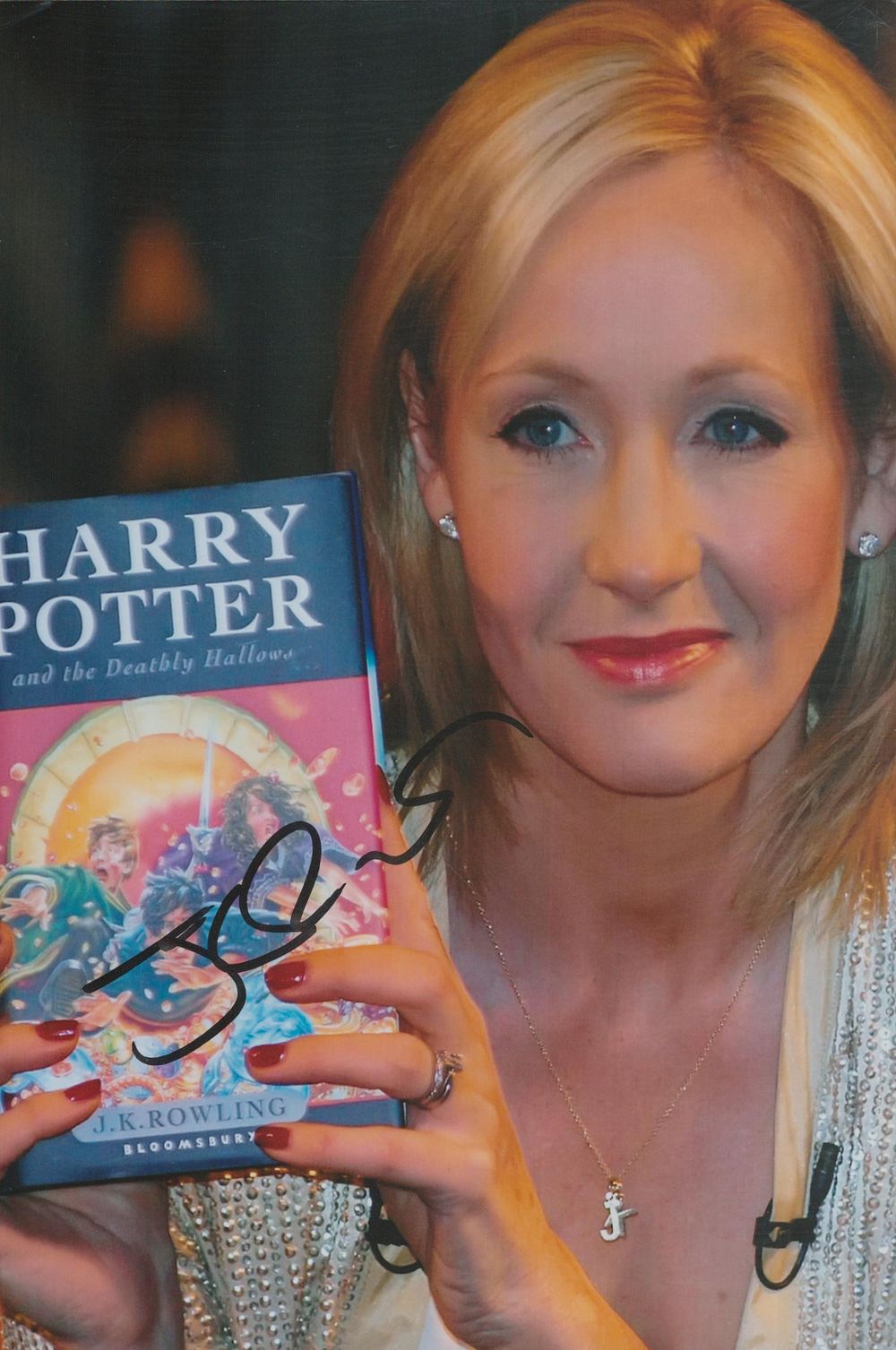 Lot 181: JK Rowling signed 12x8 inch colour photo. Good...