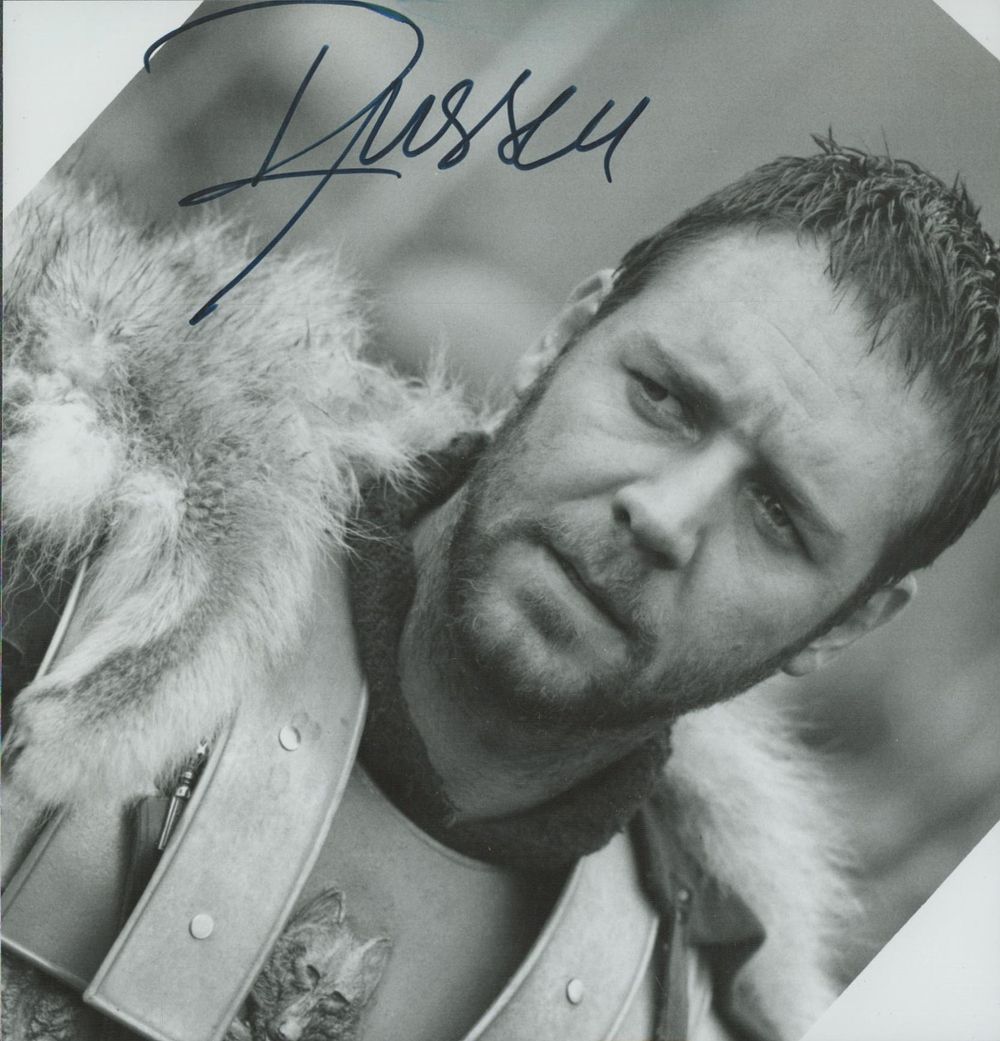 Lot 183: Russell Crowe signed 6x6 inch Gladiator black and...