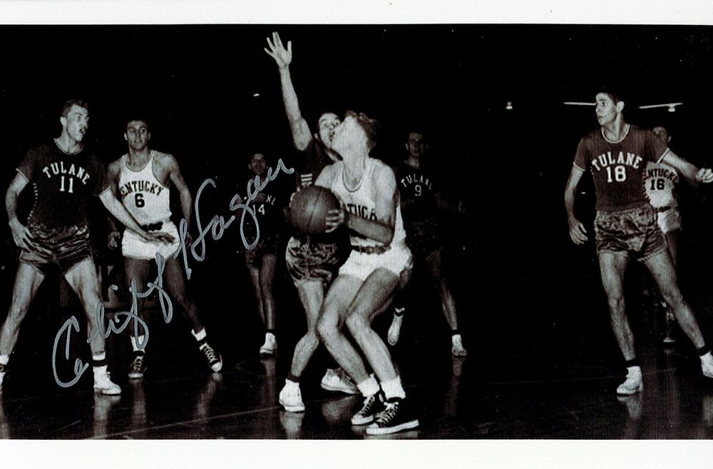 Lot 368: Basketball Cliff Hagen signed 6x4 black and white...