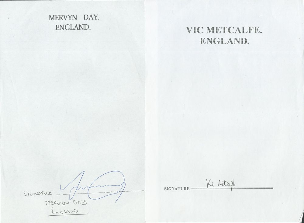 Lot 457: England footballers collection of 10x signed A4 Sheets...