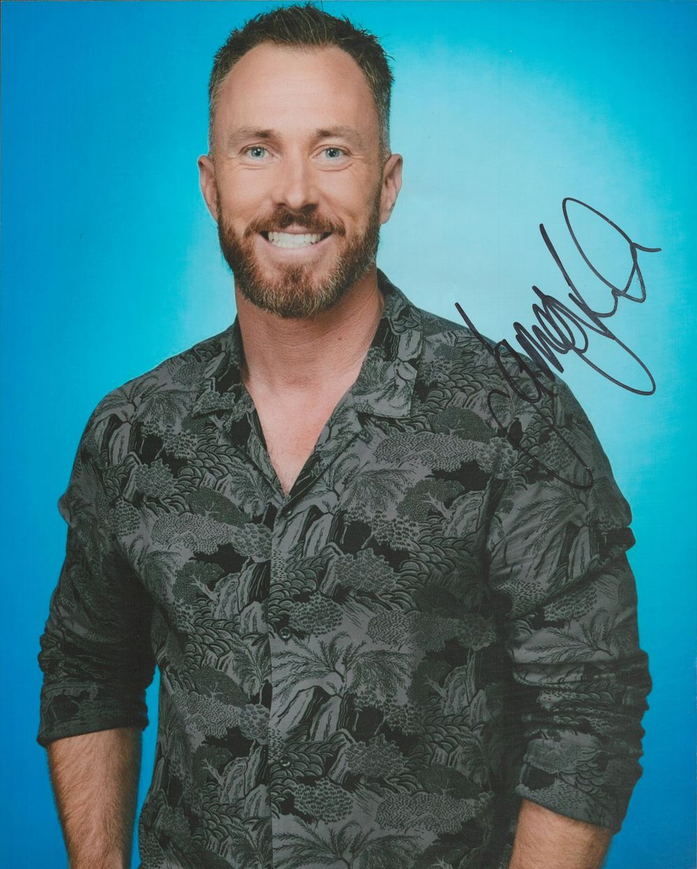 Lot 496: James Jordan signed 10x8 inch colour photo. Good...