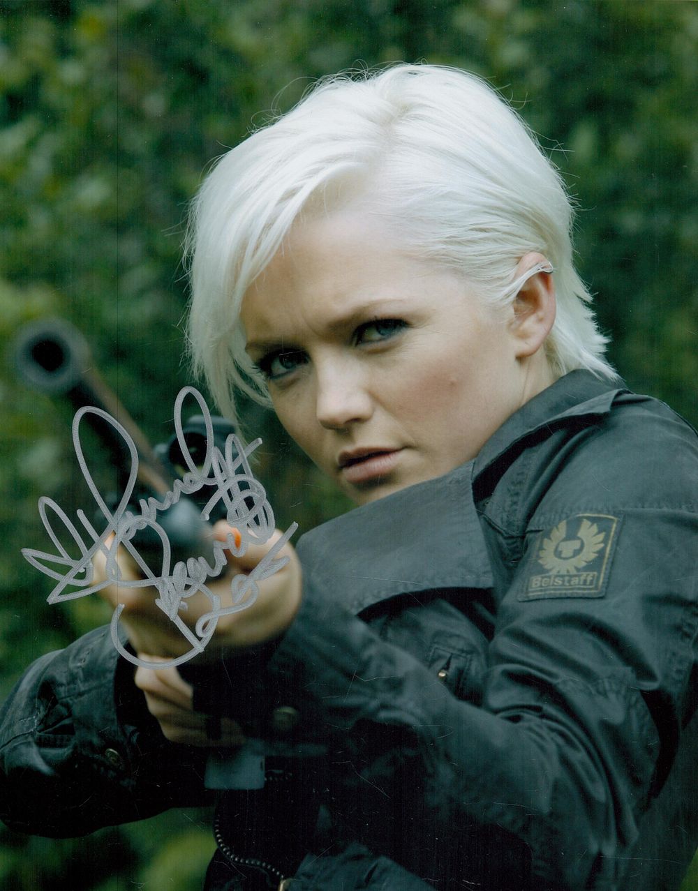 Lot 152: Hannah Spearritt signed 10x8 inch colour photo. Good...