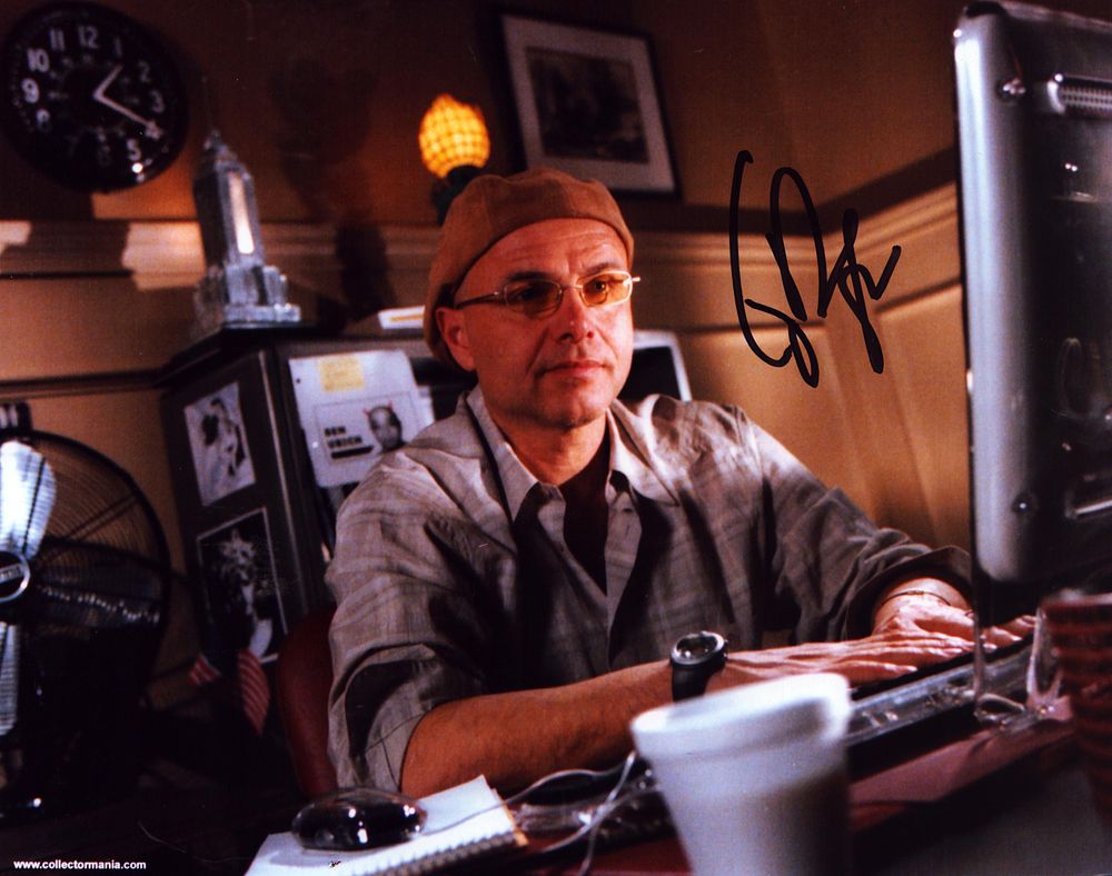 Lot 204: Joe Pantoliano signed 10x8 inch colour photo. Good...