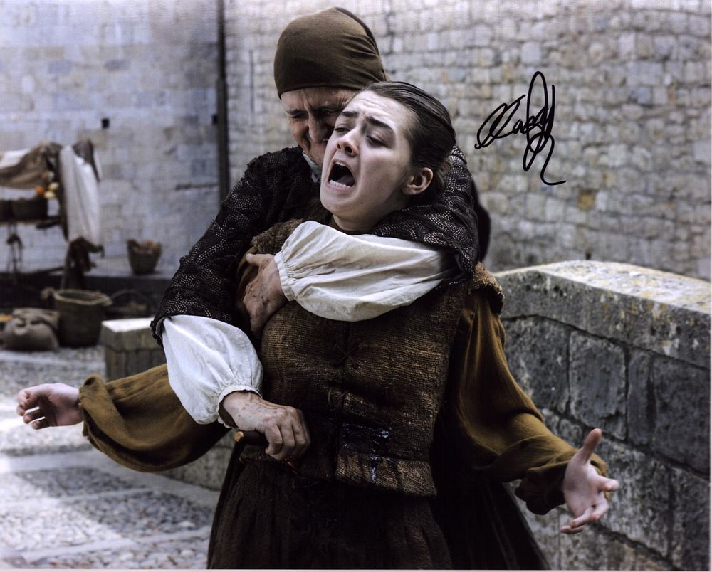 Lot 265: Margaret Jackman signed 10x8 inch colour photo. Good...