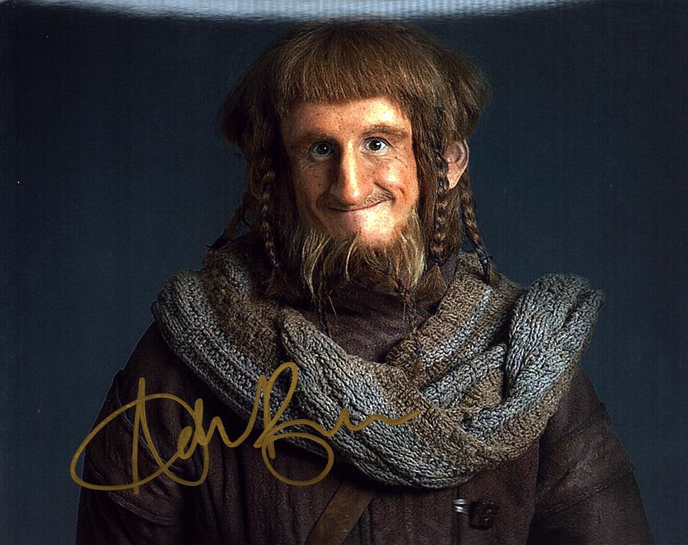Lot 275: Adam Brown signed Hobbit 10x8 inch colour photo....