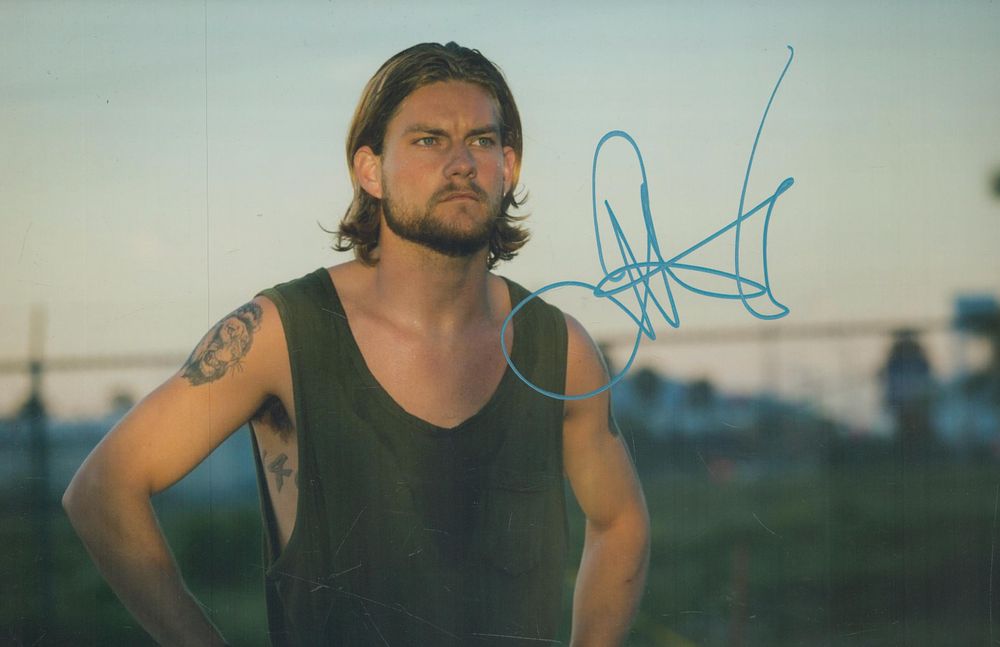 Lot 383: Jake Weary signed 10x8 inch colour photo. Good...