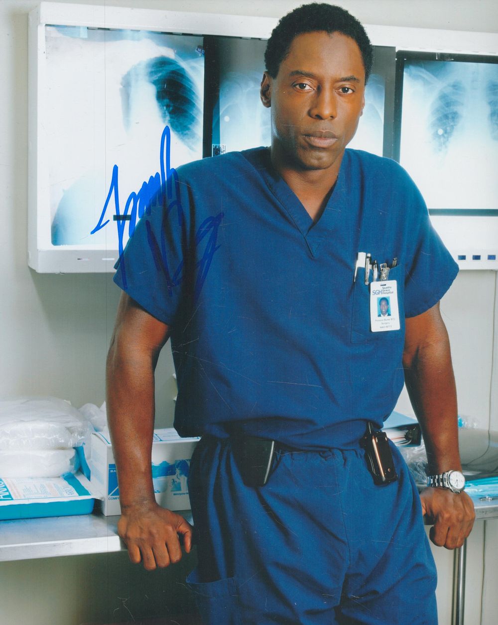 Lot 384: Isiah Washington signed 10x8 inch colour photo. Good...