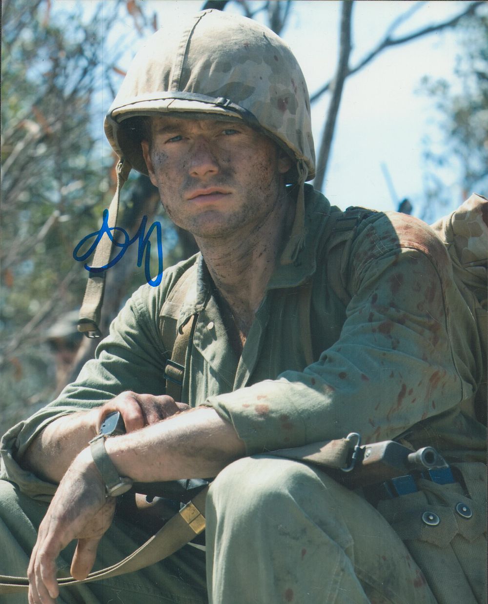 Lot 387: James Badge Dale signed 10x8 inch colour photo....