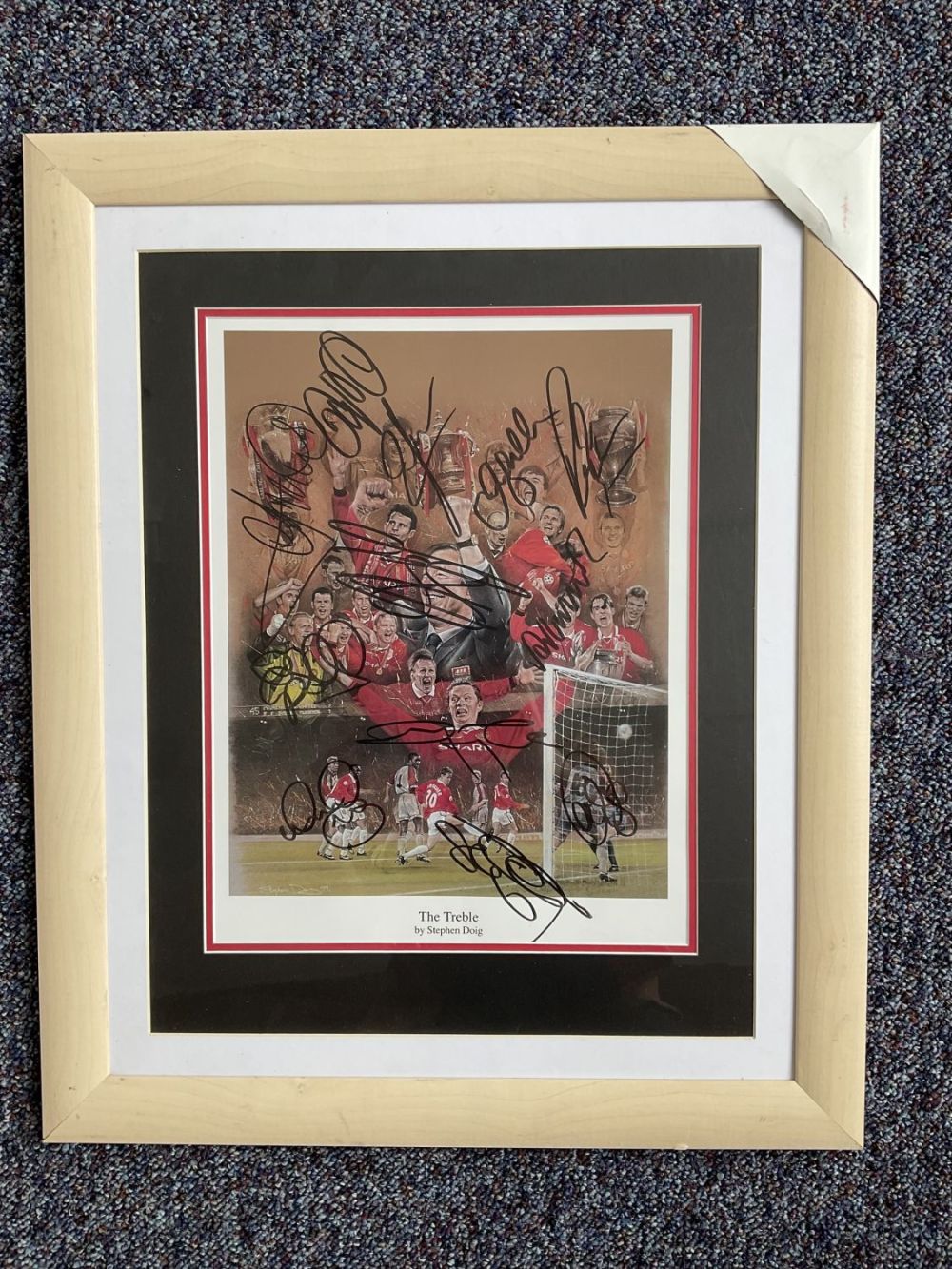 Lot 161: Football Manchester United 1998/99 Treble Winners multi signed...