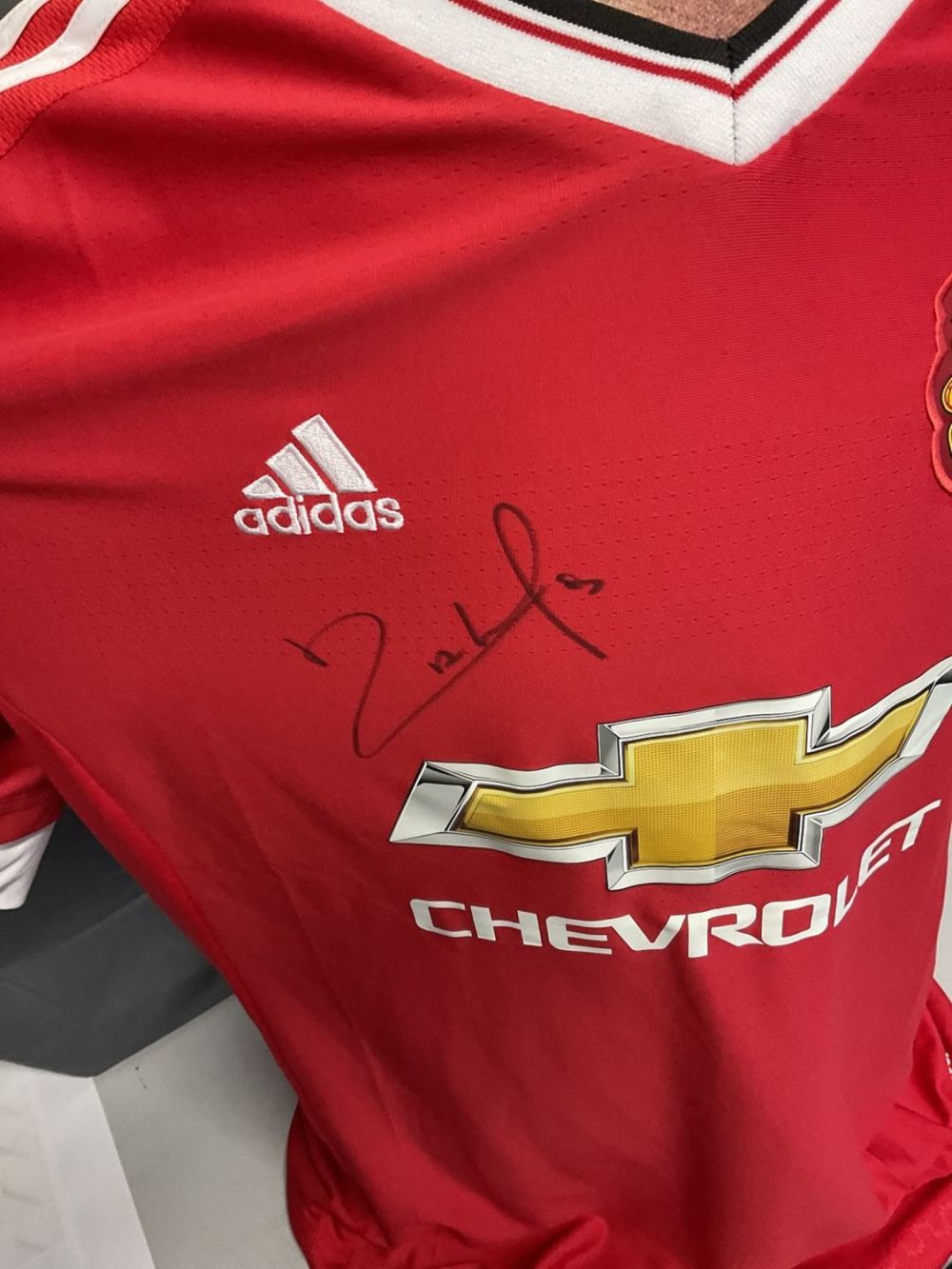 Lot 178: Football Anthony Martial signed Manchester United replica home...
