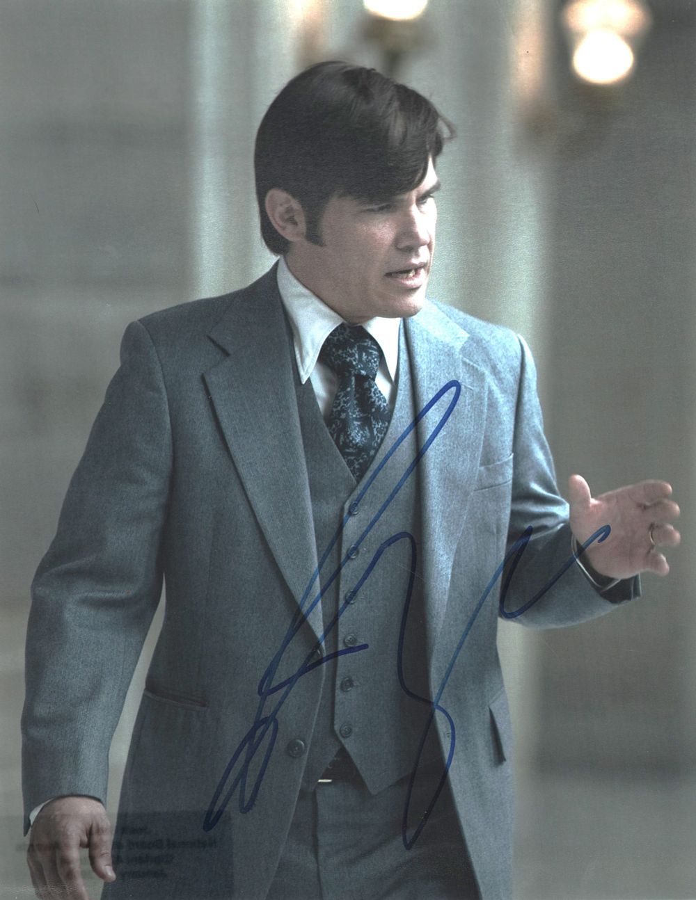 Lot 60: Josh Brolin signed 10x8 inch colour photo. Good...