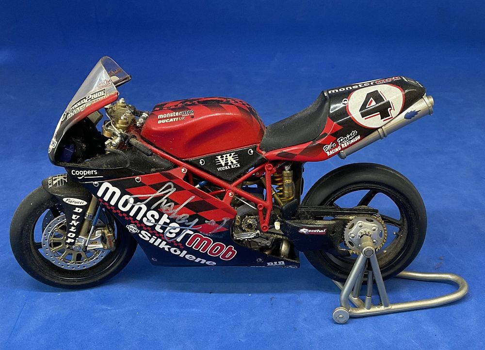 Lot 172: British Superbikes Shane Byrne signed Ducati 998 F02...