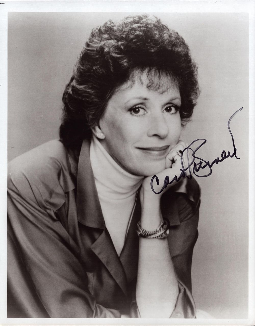 Lot 192: Carol Burnett signed 10x8inch black and white photo....