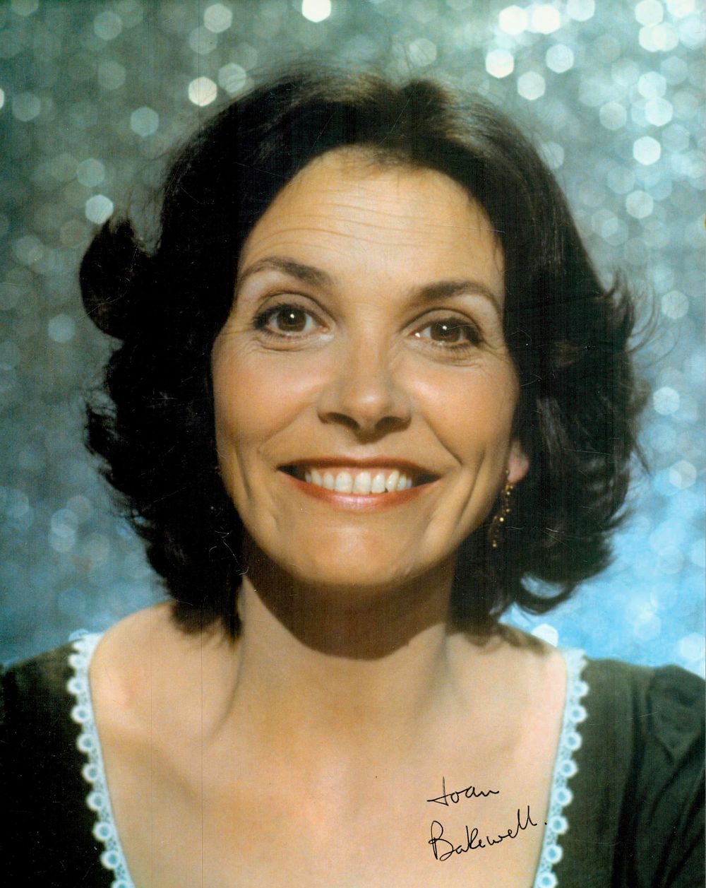 Lot 299: Joan Bakewell signed 10x8 inch colour photo. Good...
