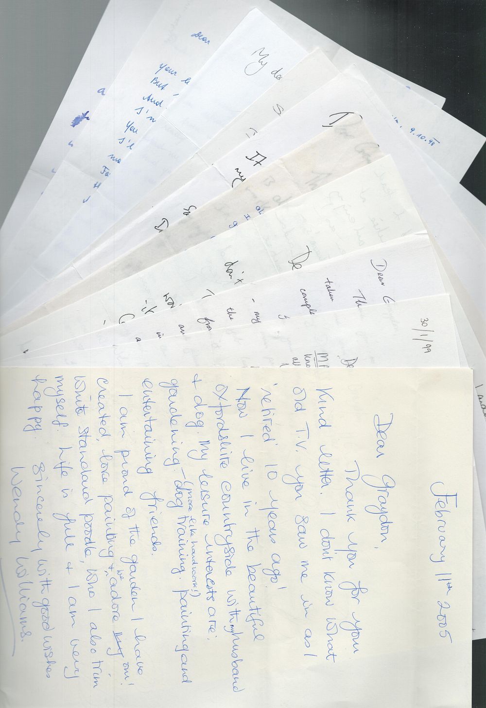 Lot 140: TV Entertainment Stars. 10 x Collection ALS. Signed...