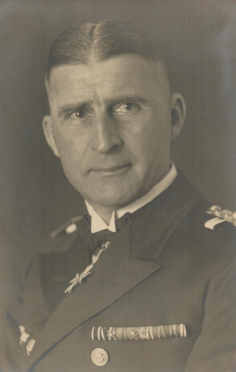 Lot 177: Otto Schultz inscribed vintage 6x4 inch vintage photo...
