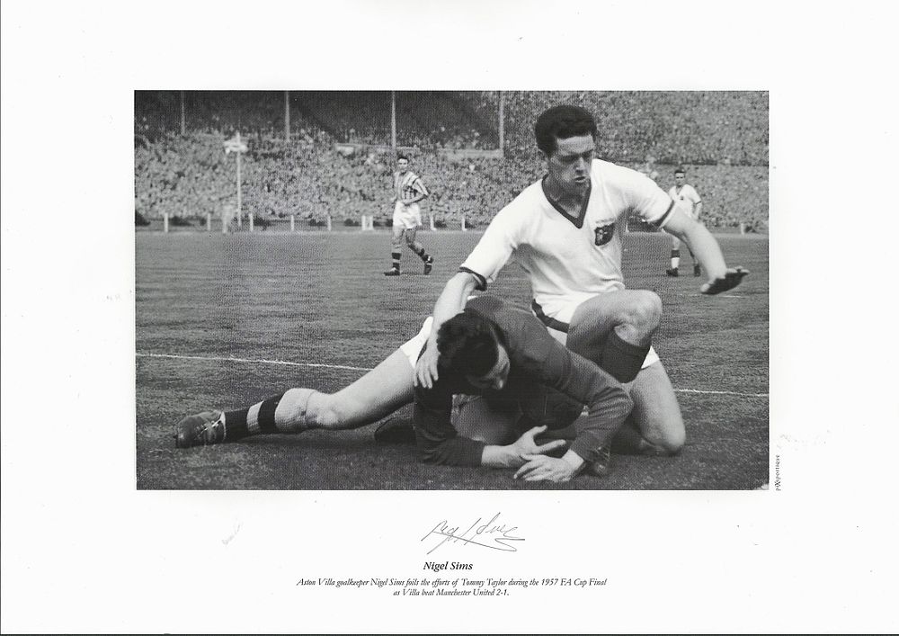 Lot 378: Football. Nigel Sims Signed 11x8 black and white...