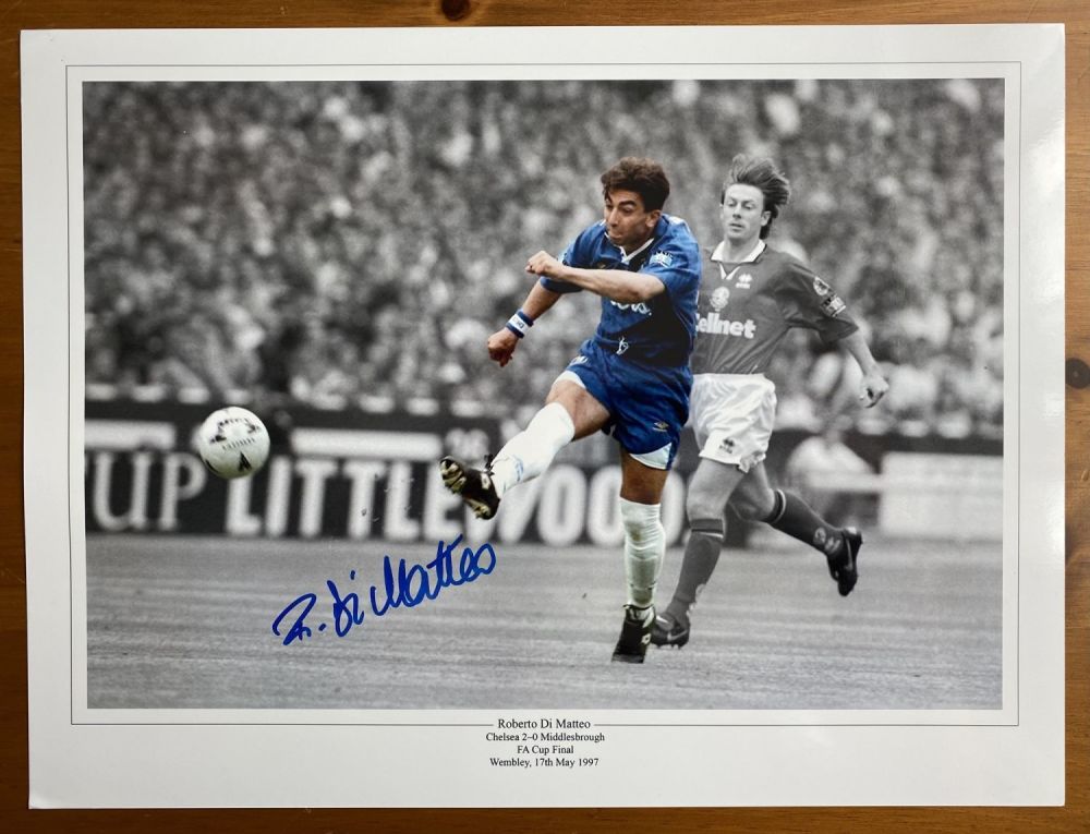 Lot 260: Football Chelsea Legend Roberto Di Matteo Signed 16x12...