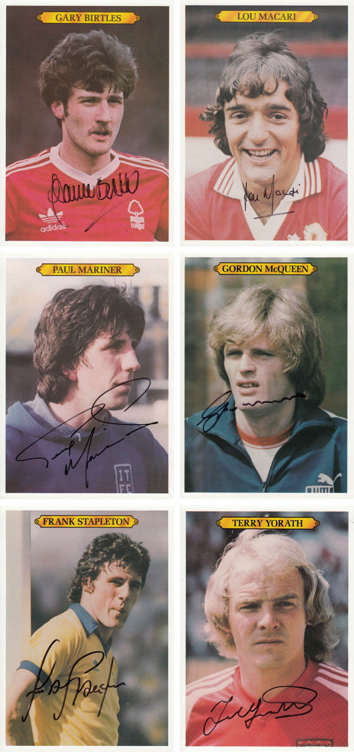 Lot 430: Football Autographed Topps Spotlights Cards - A Superb...
