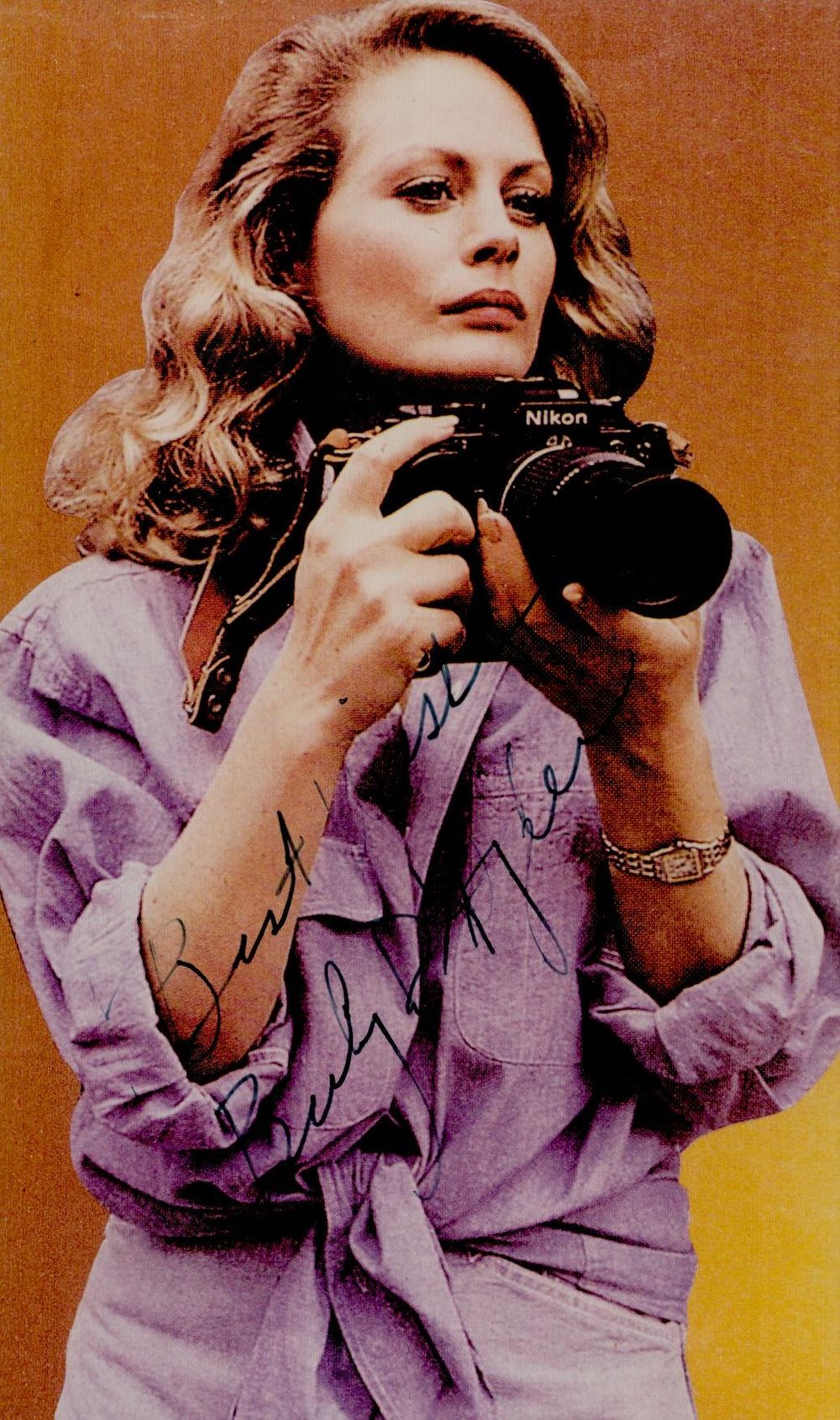 Lot 201: Beverly D'Angelo signed 6x3, 5 Inch colour photo,...