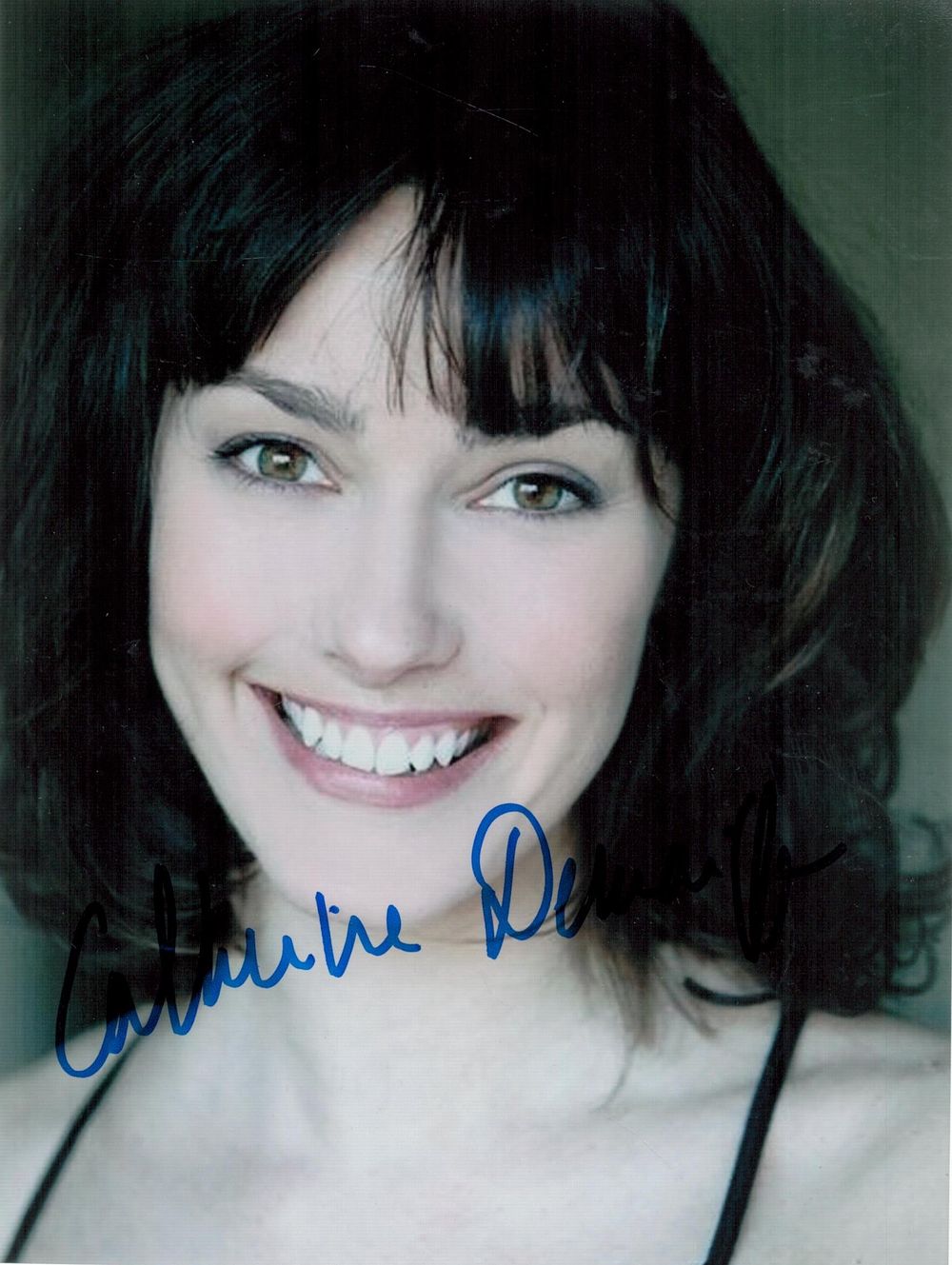Lot 212: Catherine Demaiffe signed colour photo 8x6 Inch Belgian...